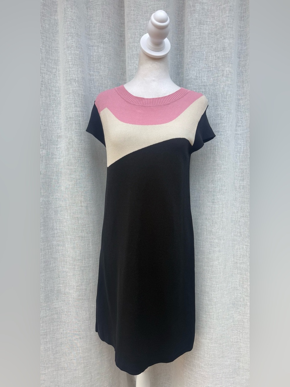 Trucco pink white black color block knit mini dress